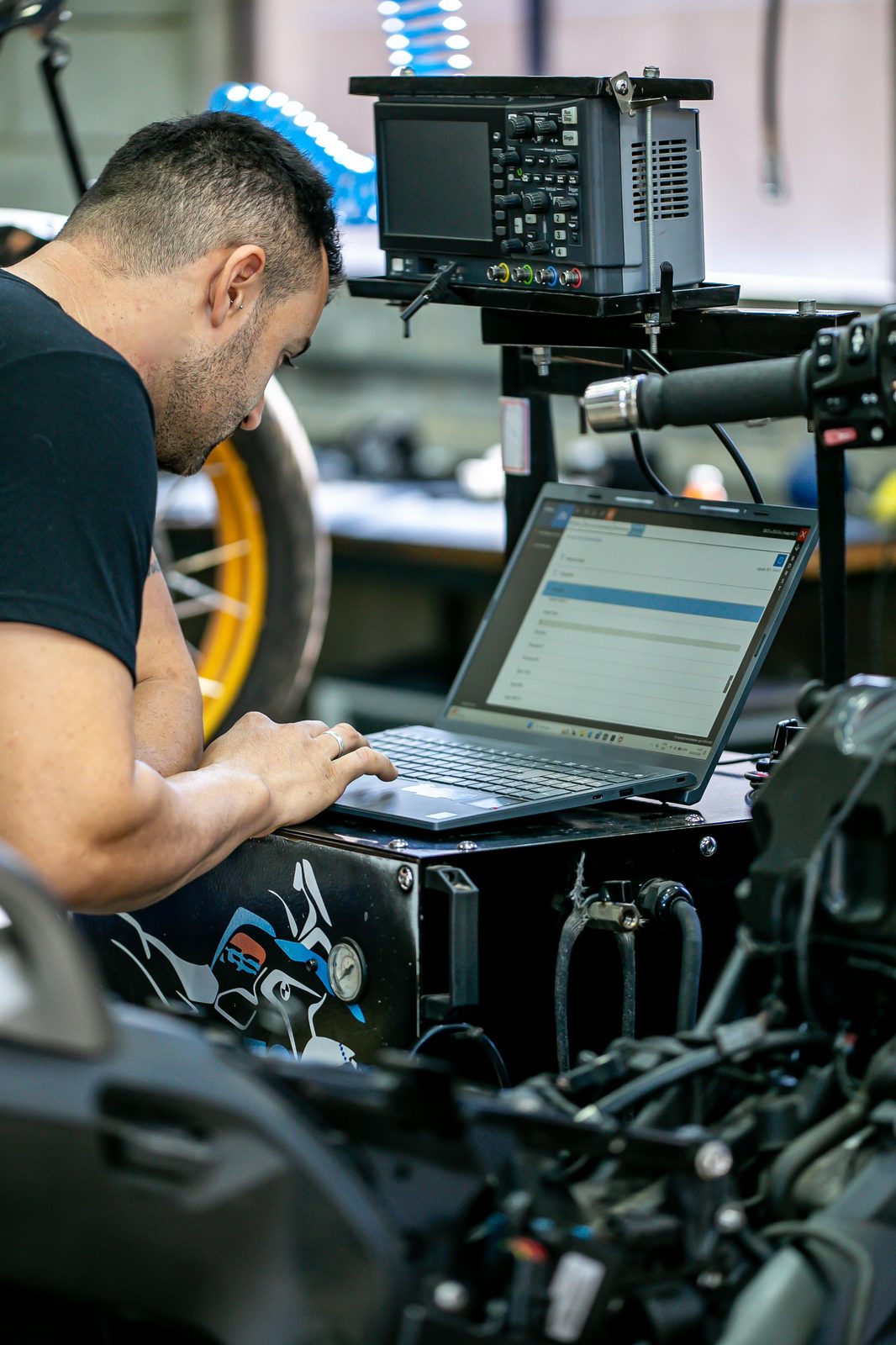 Diagnóstico computadorizado de motocicleta